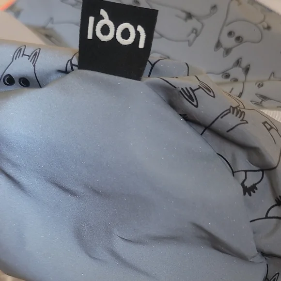 NWT Gray Reflective Tote Bag with Moomin Print - Picture 11 of 14